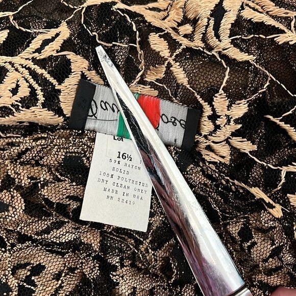 David Rose Sz 16 1/2 Top Tunic Scoop Neck Long Sleeve Floral Sheer Embroidered - Picture 8 of 9